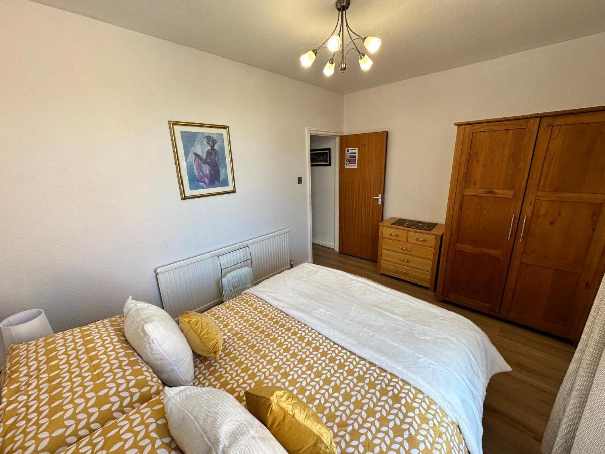 לית'ם סנט אנס Spacious One Bedroom Apartment In Central Location מראה חיצוני תמונה